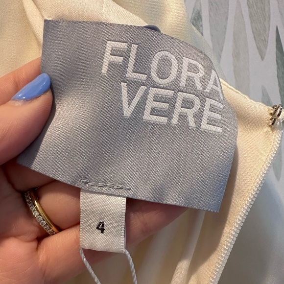Floravere Silk Cupro Off White Midi Skirt Size 4 NEW Bridal Bachelorette - Picture 3 of 10